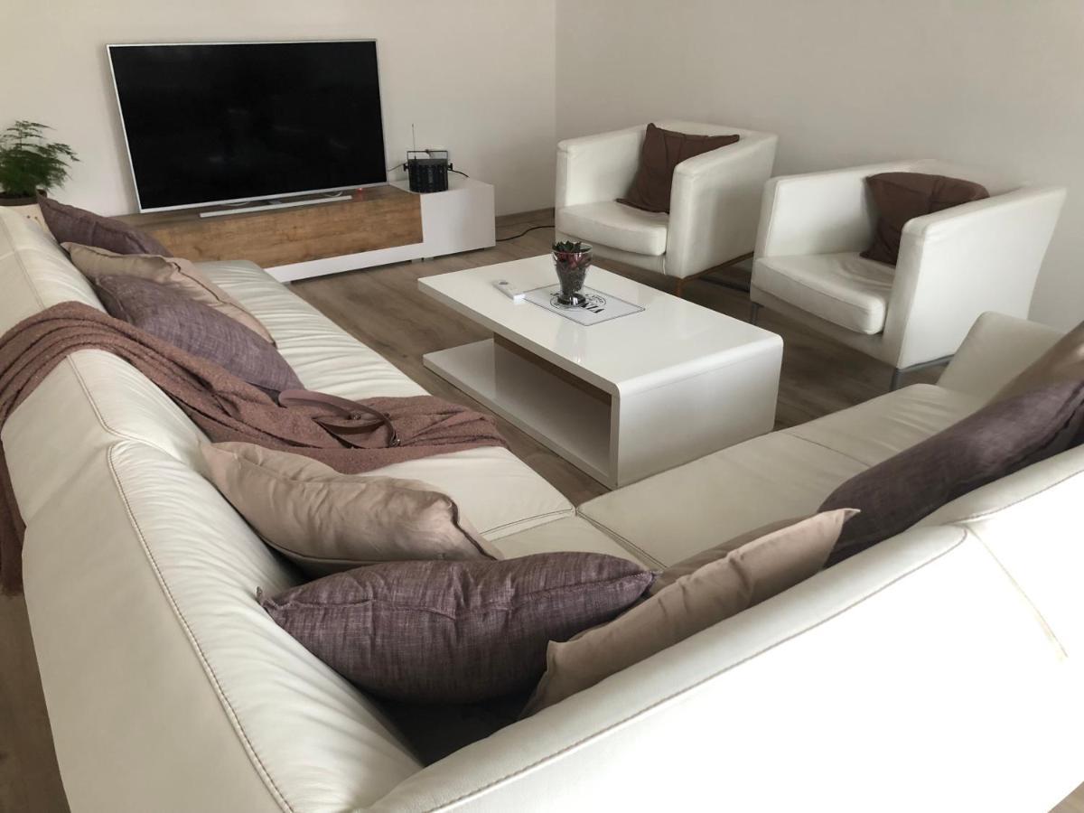 クラーニGarden Houseアパートメント エクステリア 写真